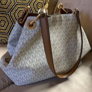 Michael Kors shoulder bag